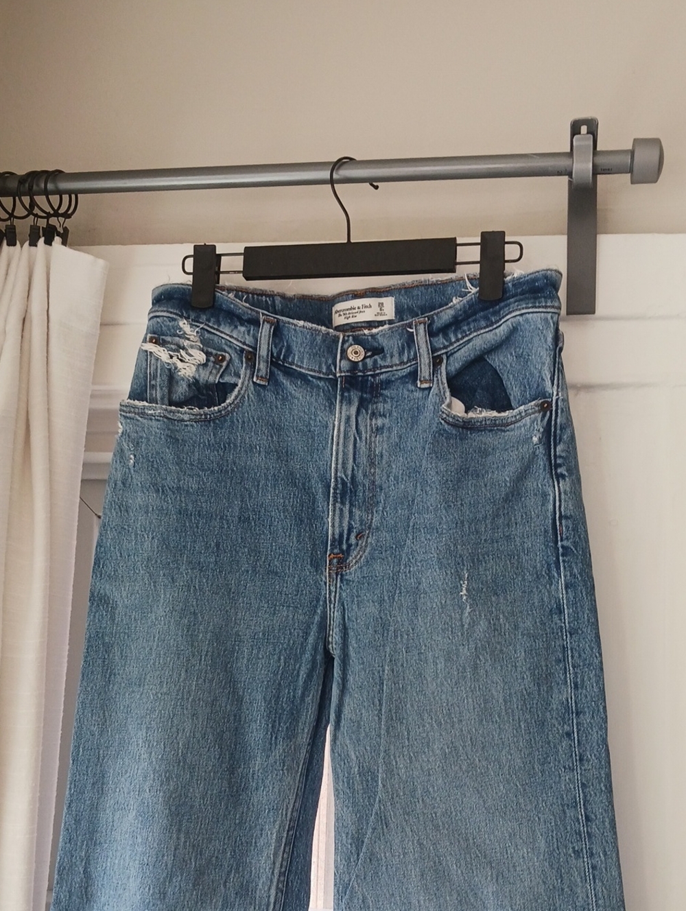 Abercrombie '90s High Rise Jeans